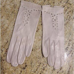 New! Vintage Women's Size XS 6 Beige Soft Leather Formal Gloves Eyelet Flower